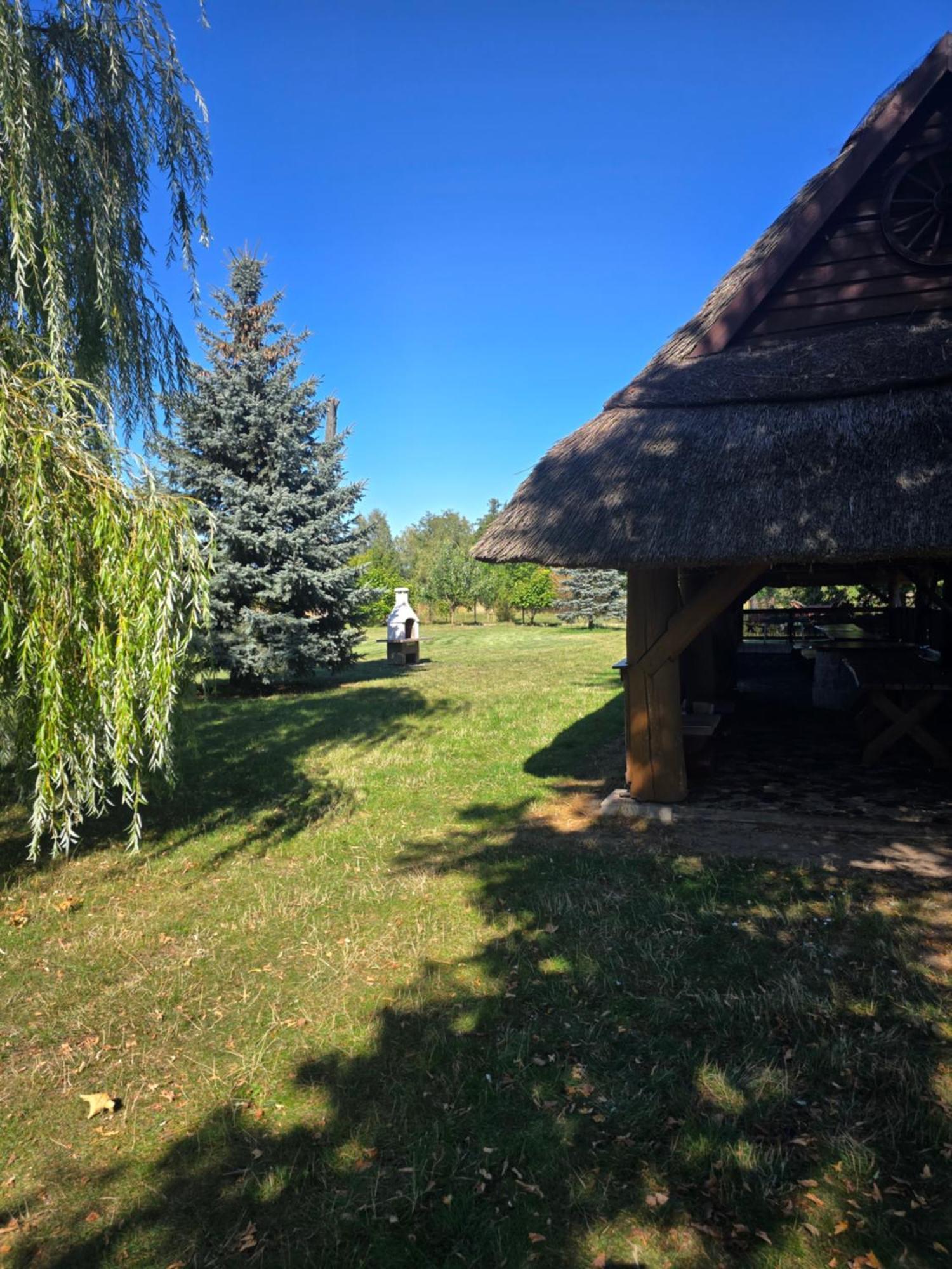 Pensjonat Feliksow Wiskitki Exterior photo